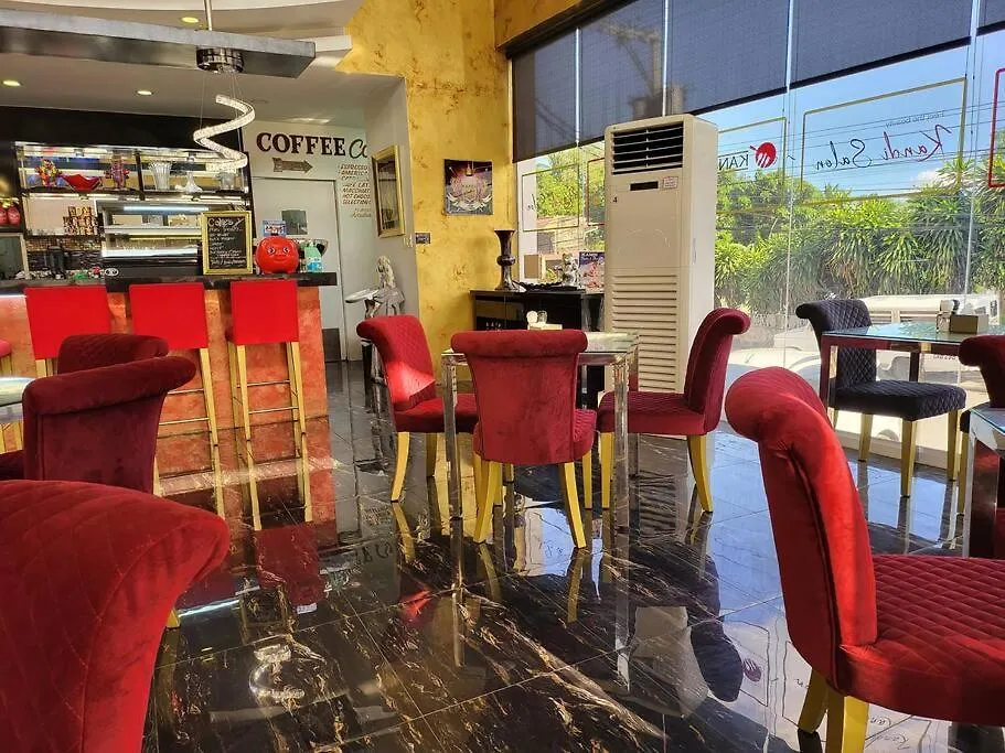 Sheryll Escapes - Kandi Big 1 Bedroom King Bed, Free Housekeeping, Fiber Fast Internet Angeles Apartmán